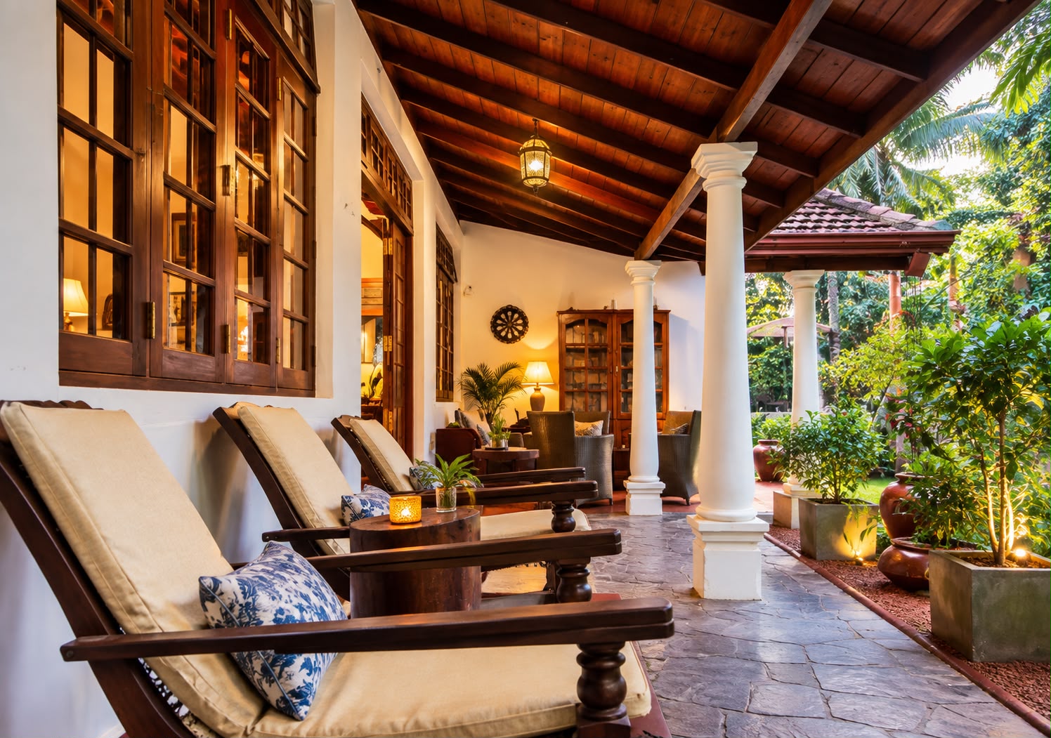 Tropical Garden & Verandas